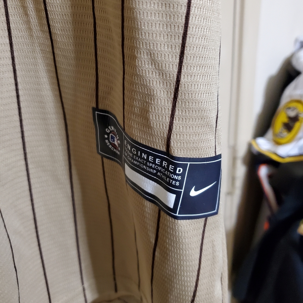 San Diego Padres Fernando Tatis Jr Jersey - Picture 4 of 5